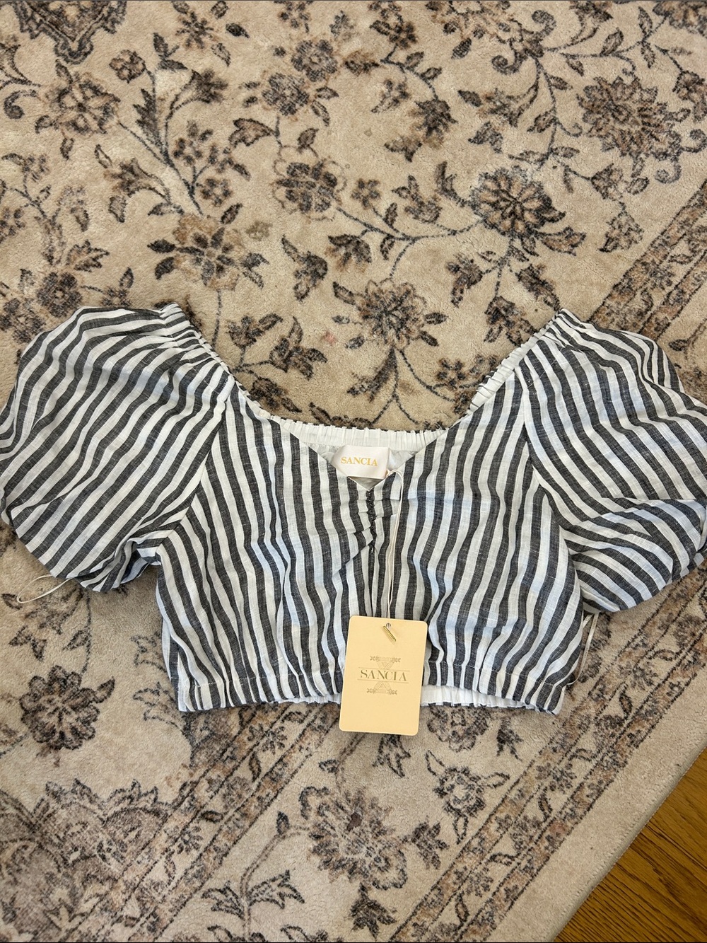 NWT! Sancia linen top black & White Striped Puff-Sleeve Crop Top